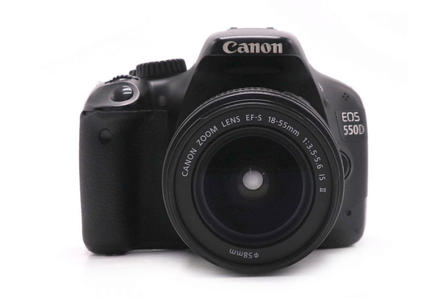 Фотокамера Canon EOS 550D kit (пробег 124000 кадров)