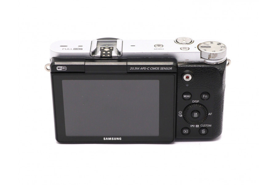Фотоаппарат Samsung NX3000 body