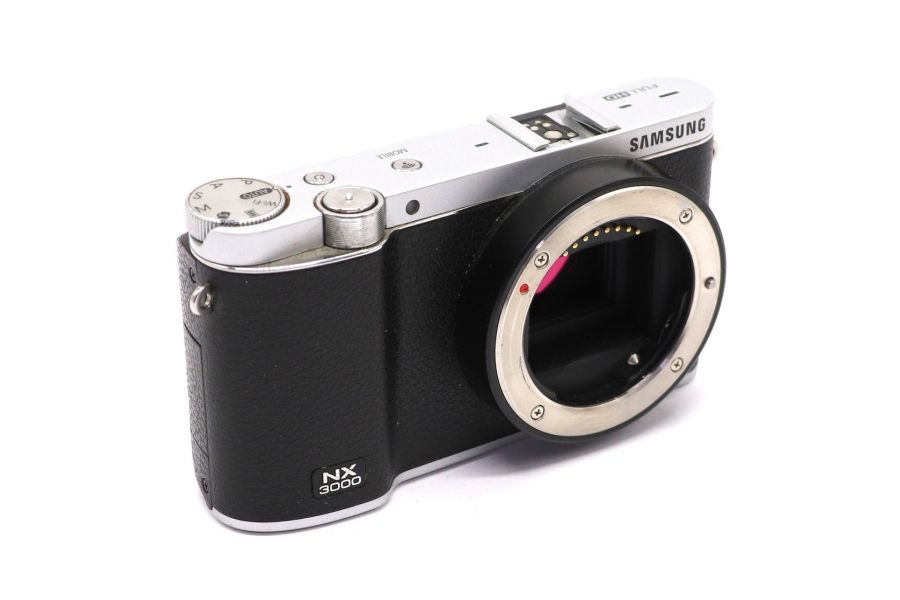 Фотоаппарат Samsung NX3000 body