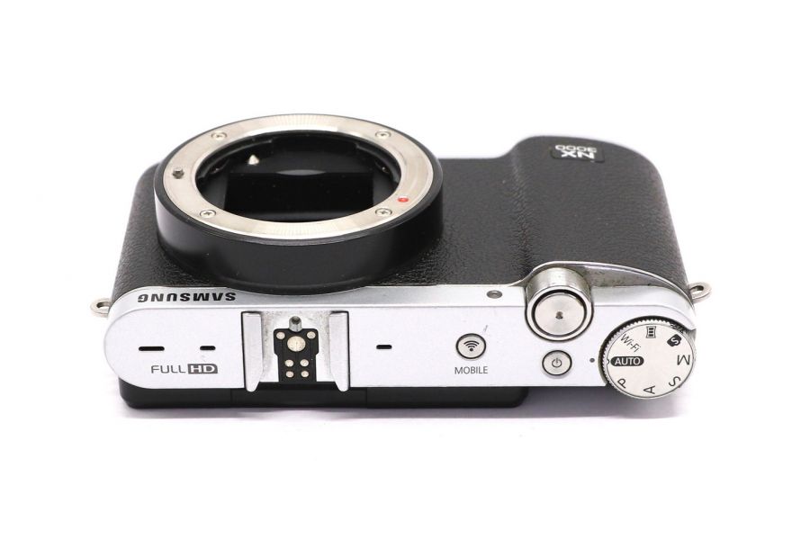 Фотоаппарат Samsung NX3000 body