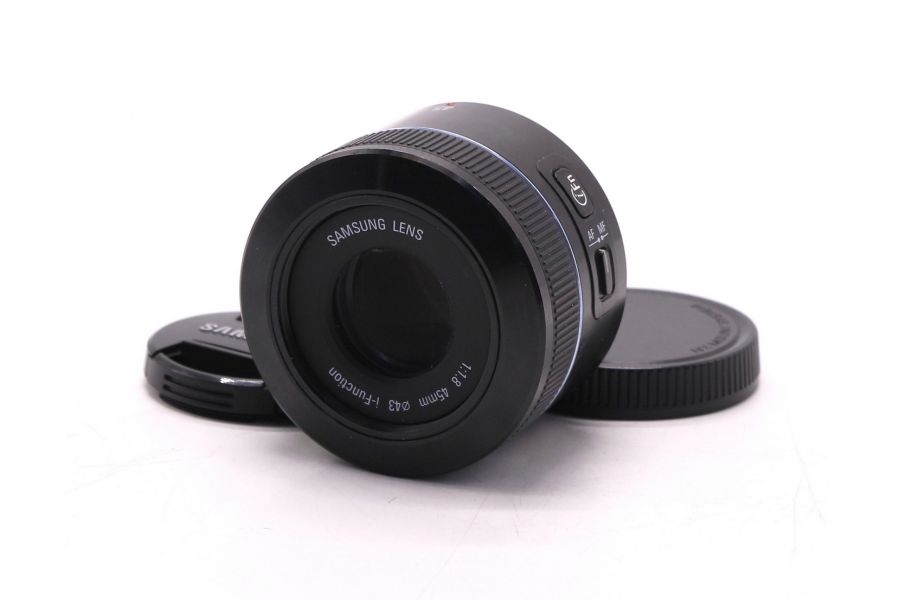 Светосильный объектив Samsung 45mm f/1.8
