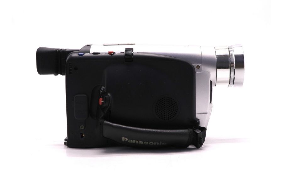 Аналоговая видеокамера Panasonic NV-VZ18