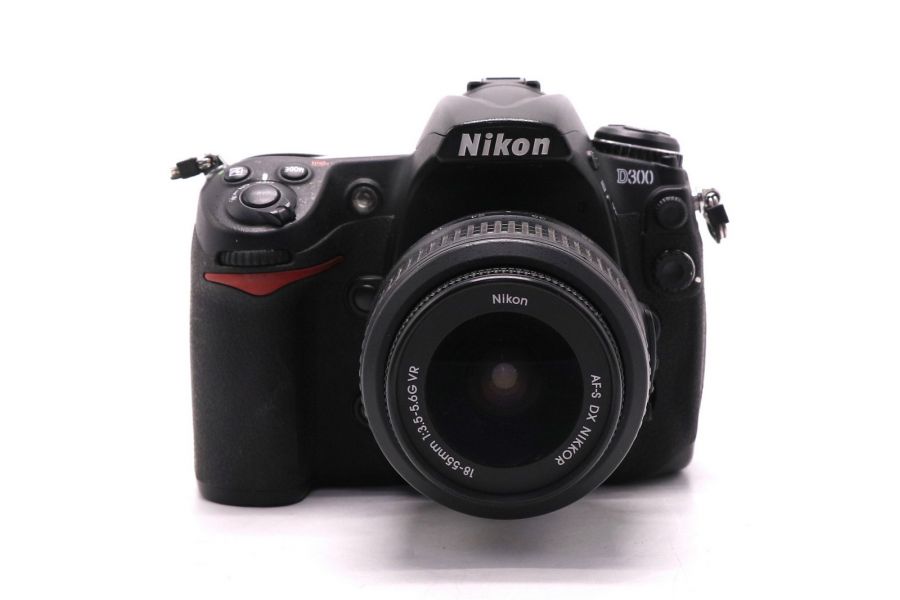 Фотоаппарат Nikon D300 kit (пробег 29725 кадров)