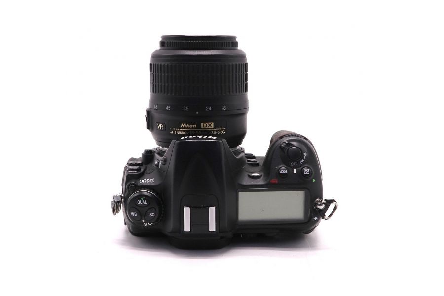 Фотоаппарат Nikon D300 kit (пробег 29725 кадров)