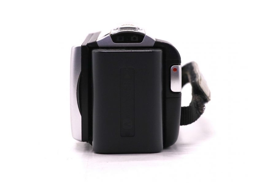 Видеокамера Sony DSR-SX63E Handycam Carl Zeiss