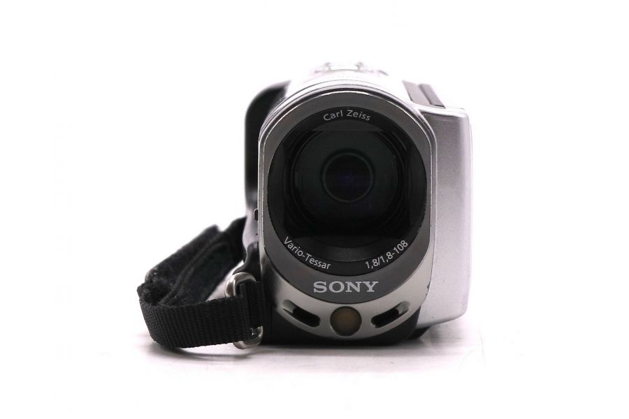 Видеокамера Sony DSR-SX63E Handycam Carl Zeiss