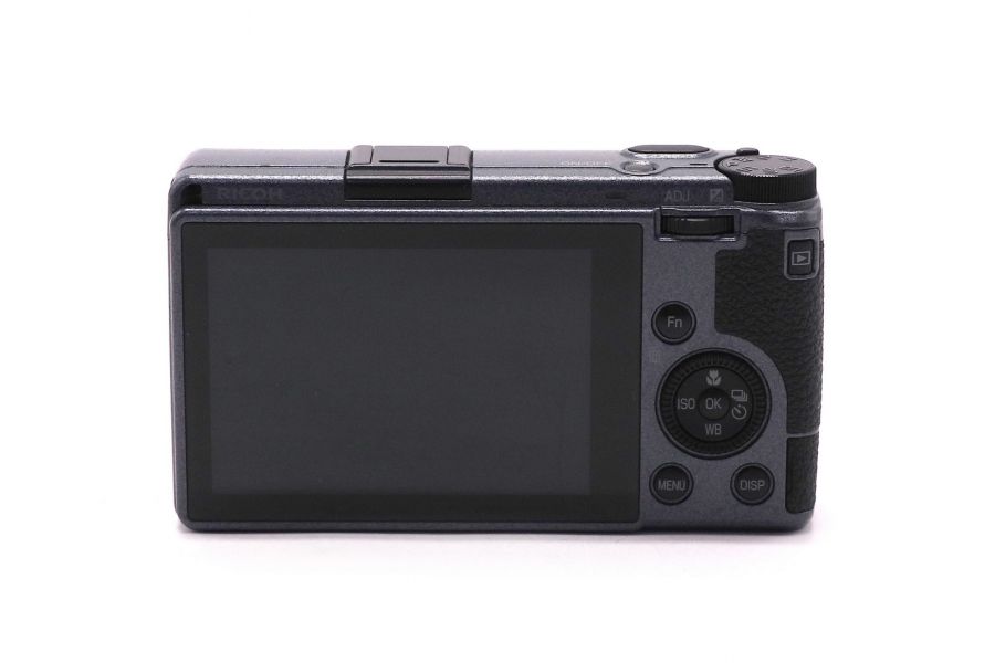 Камера Ricoh GR III Street Edition в упаковке