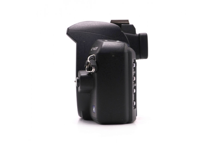 Зеркальная камера Olympus E-420 body в упаковке