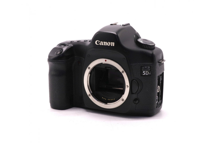 Фотоаппарат зеркальный Canon EOS 5D body