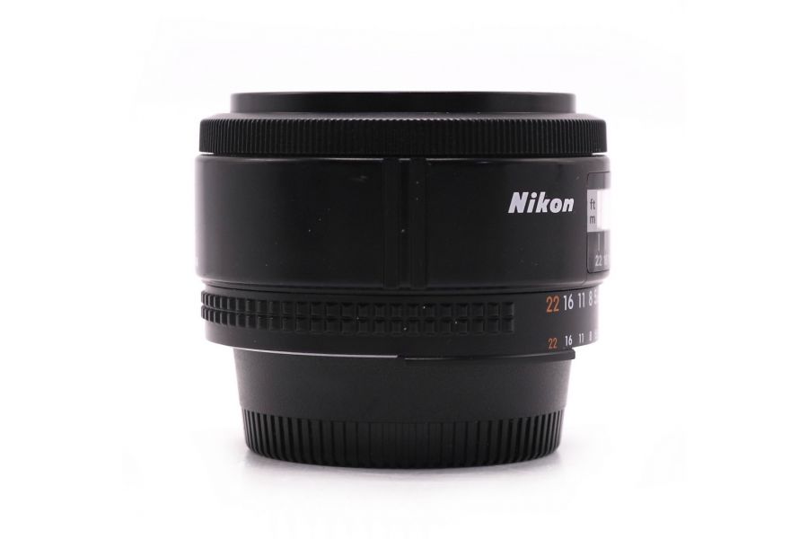 Объектив Nikon 28mm f/2.8 AF Nikkor (MKI)