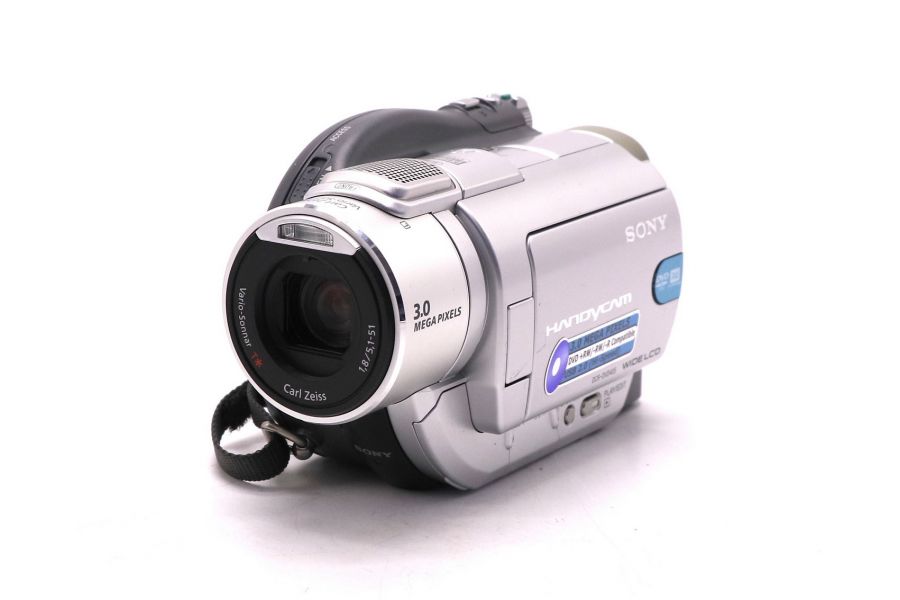 Цифровая DVD-видеокамера Sony DCR-DVD405E