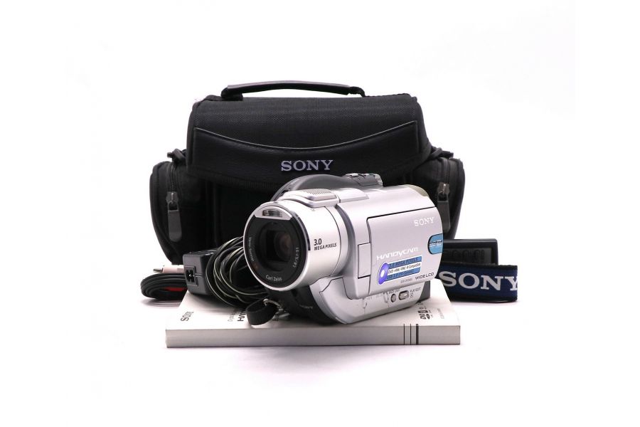 Цифровая DVD-видеокамера Sony DCR-DVD405E