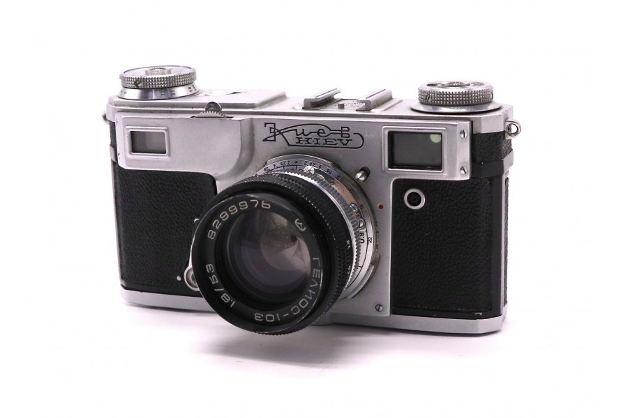 Фотоаппарат пленочный Киев 4А + Гелиос-103