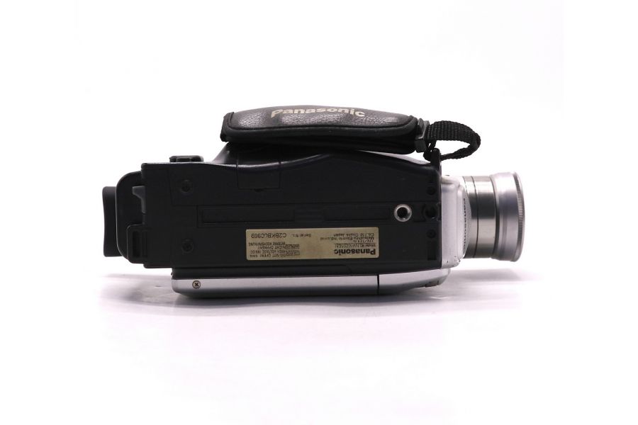 Аналоговая видеокамера Panasonic NV-VZ55