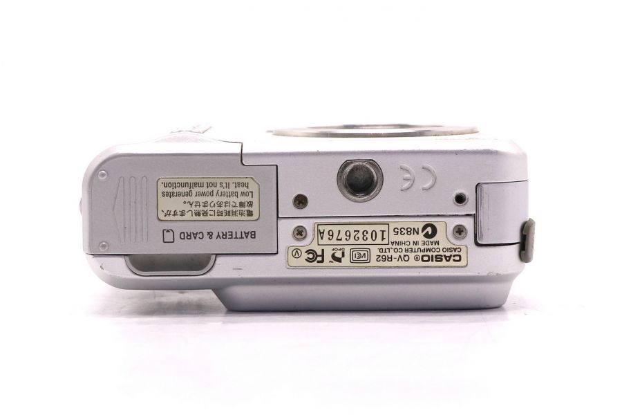 Компактный цифровой фотоаппарат Сasio QV-R62