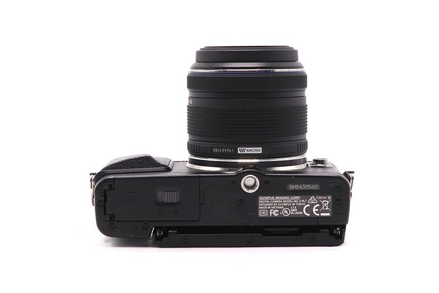 Камера Olympus Pen E-PL7 kit (пробег 6225 кадров)