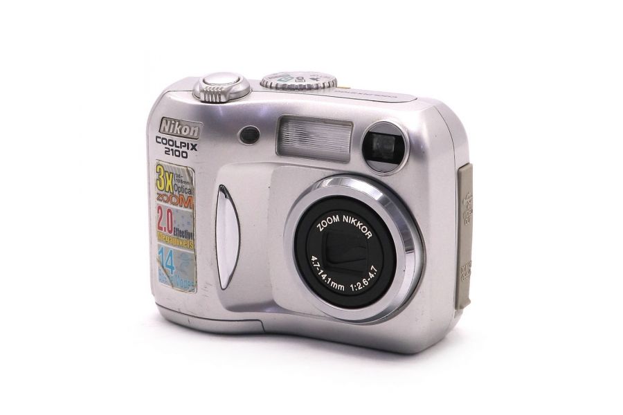 Компактная цифровая фотокамера Nikon Coolpix 2100