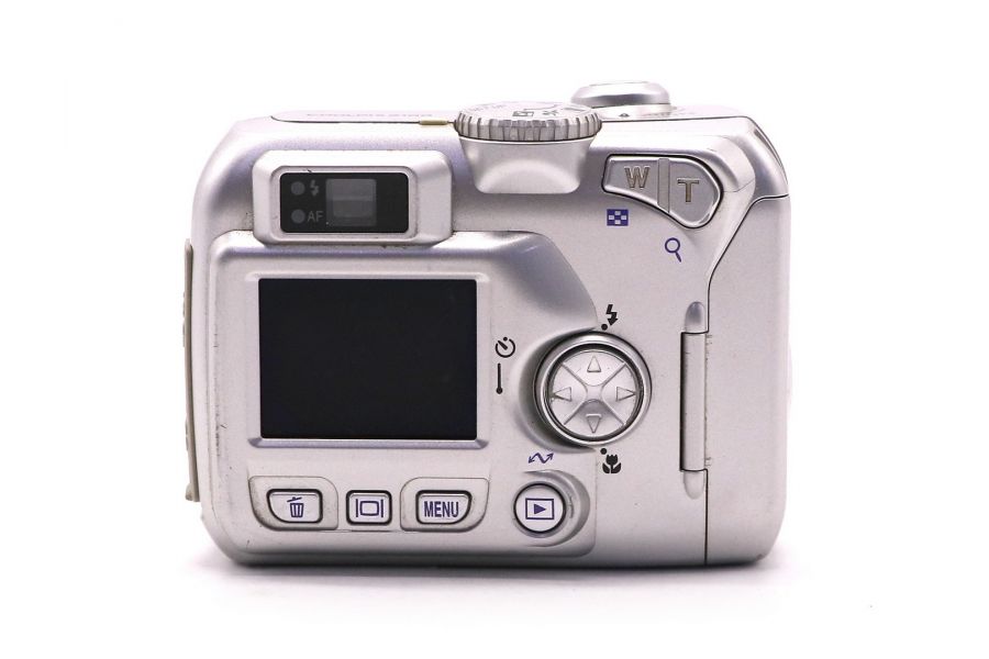 Компактная цифровая фотокамера Nikon Coolpix 2100