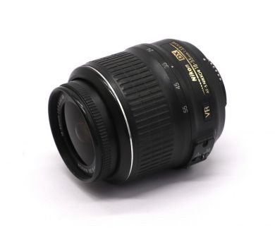 Цифровой Nikon 18-55mm f3.5-5.6G AF-S VR DX Nikkor