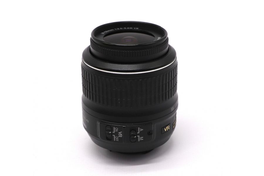 Цифровой Nikon 18-55mm f3.5-5.6G AF-S VR DX Nikkor