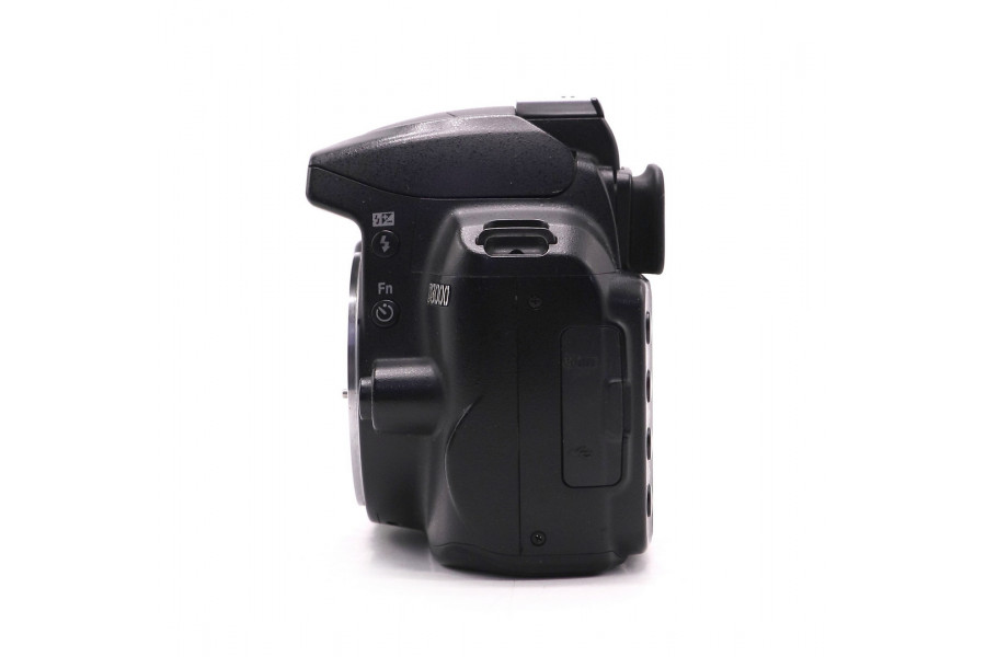 Зеркальный Фотоаппарат Nikon D3000 body