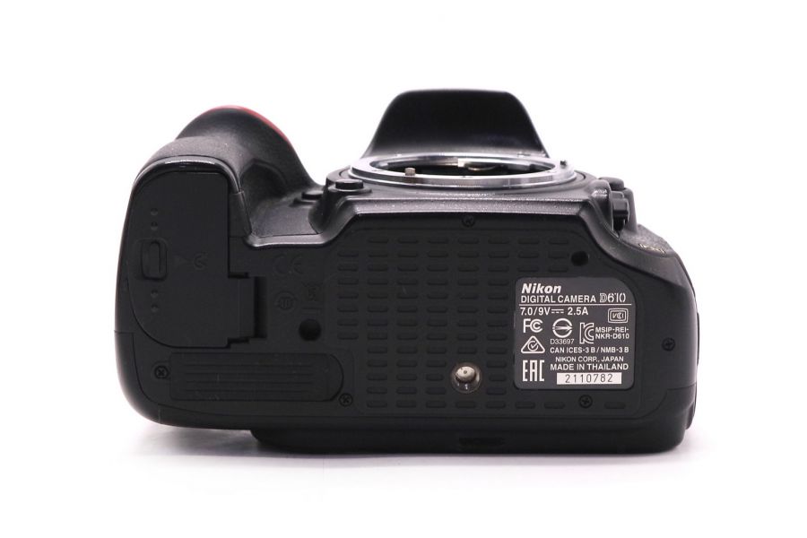 Nikon D610 body в упаковке (пробег 292915 кадров)