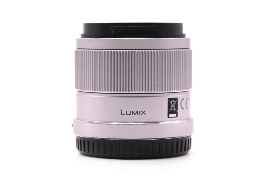 Объектив Panasonic Lumix G 42.5mm f/1.7 Asph. Power O.I.S.