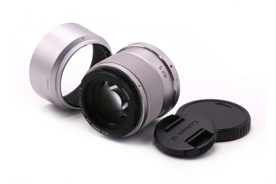 Объектив Panasonic Lumix G 42.5mm f/1.7 Asph. Power O.I.S.