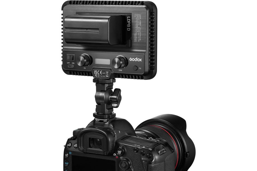 Осветитель светодиодный Godox LDP8D накамерный