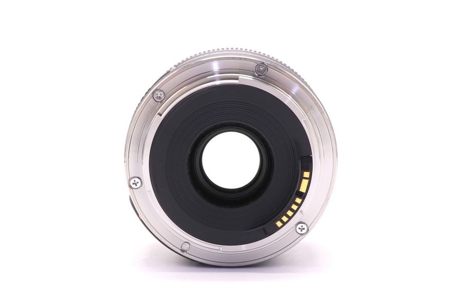 Широкоугольный Canon EF 28mm f/2.8 IS USM