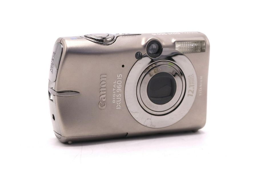 Компактный фотоаппарат Canon Digital IXUS 960 IS