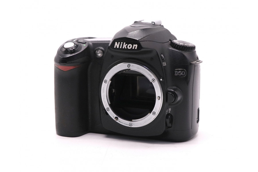 Фотоаппарат Nikon D50 body (пробег 23730 кадров)