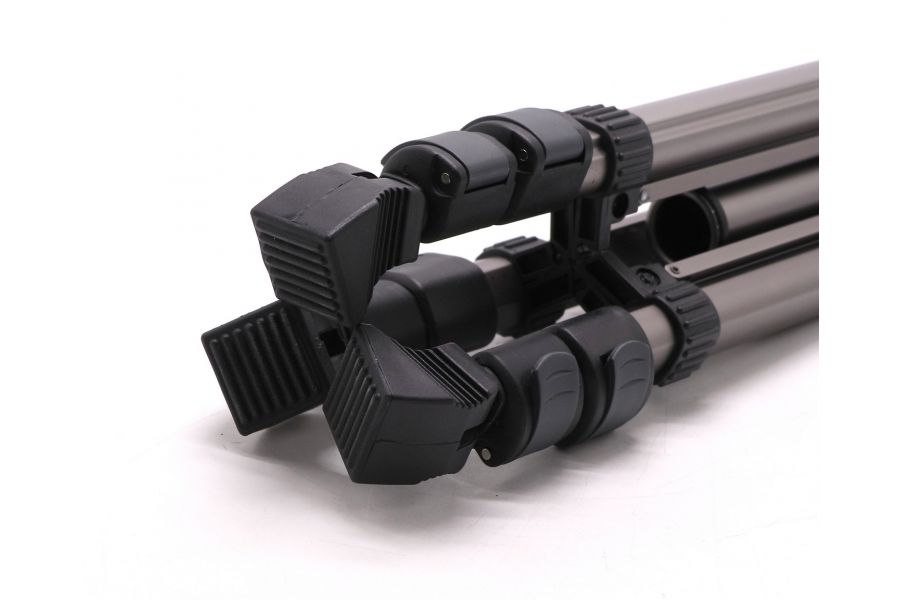 Штатив-трипод профессиональный Vanguard VT-550