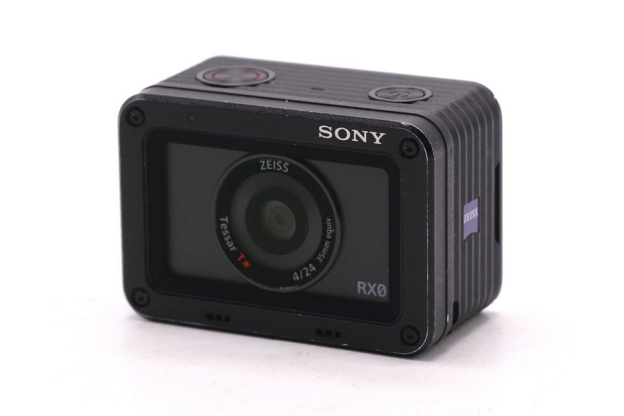 Компактная цифровая камера Sony RX0 (DSC-RX0)