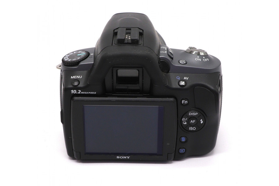 Фотоаппапарт Sony A330 kit (пробег 100 кадров)