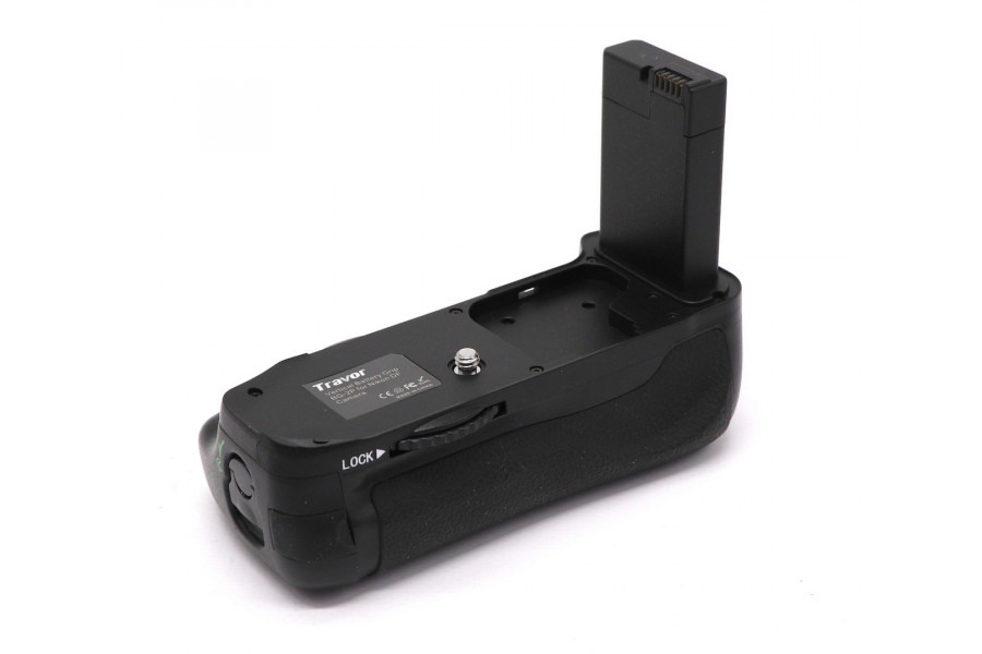Батарейная ручка Travor BG-2P Battery Grip for Nikon