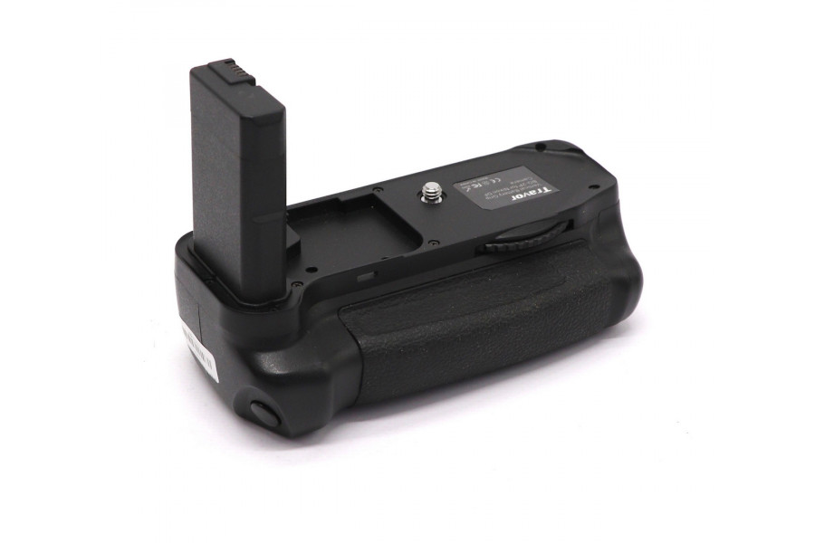 Батарейная ручка Travor BG-2P Battery Grip for Nikon