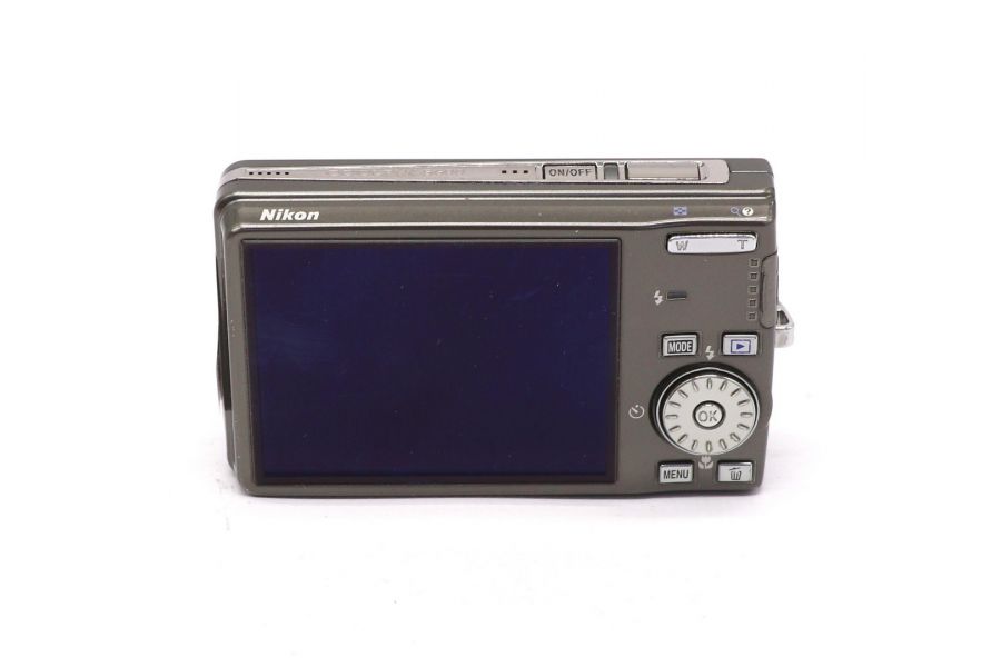 Фотоаппарат компактный Nikon Coolpix S600