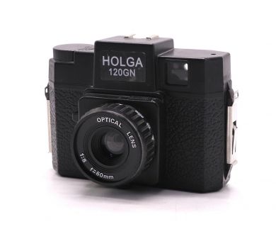 Среднеформатный фотоаппарат Holga 120 GN