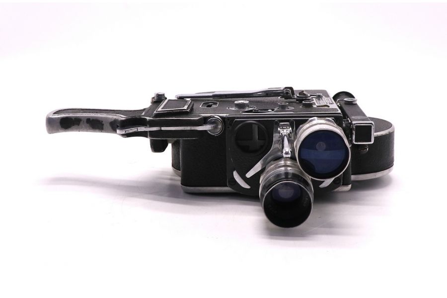 C форматом плёнки 16мм rинокамера Bolex H16