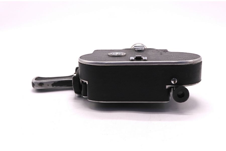 C форматом плёнки 16мм rинокамера Bolex H16