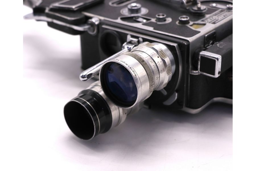 C форматом плёнки 16мм rинокамера Bolex H16