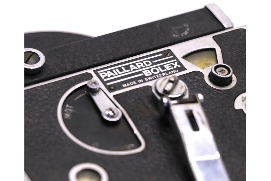 C форматом плёнки 16мм rинокамера Bolex H16