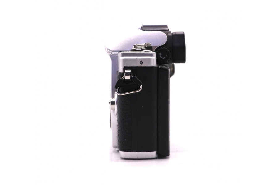 Olympus OM-D E-M10 Mark III body в упаковке (пробег 72000 кадров)