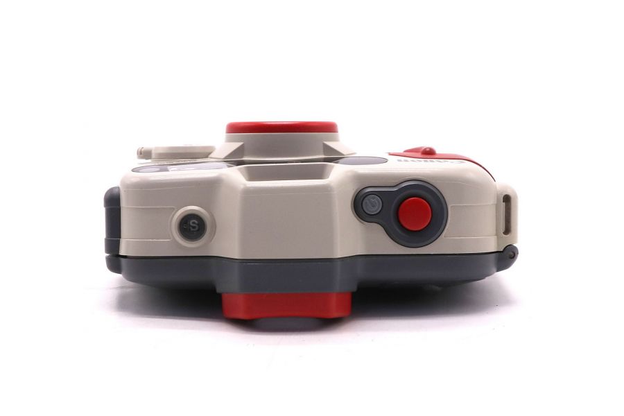 Фотоаппарат Canon Sure Shot WP-1 в упаковке