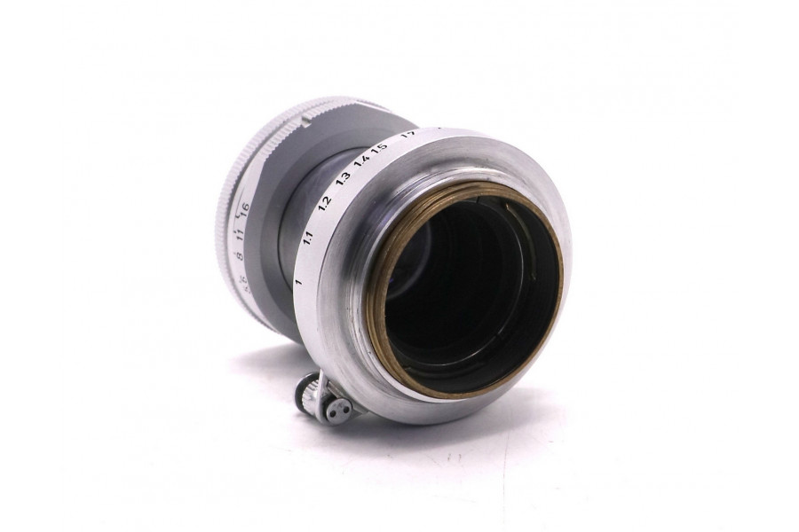 Мануальный объектив Leica Elmar 50mm f/2.8