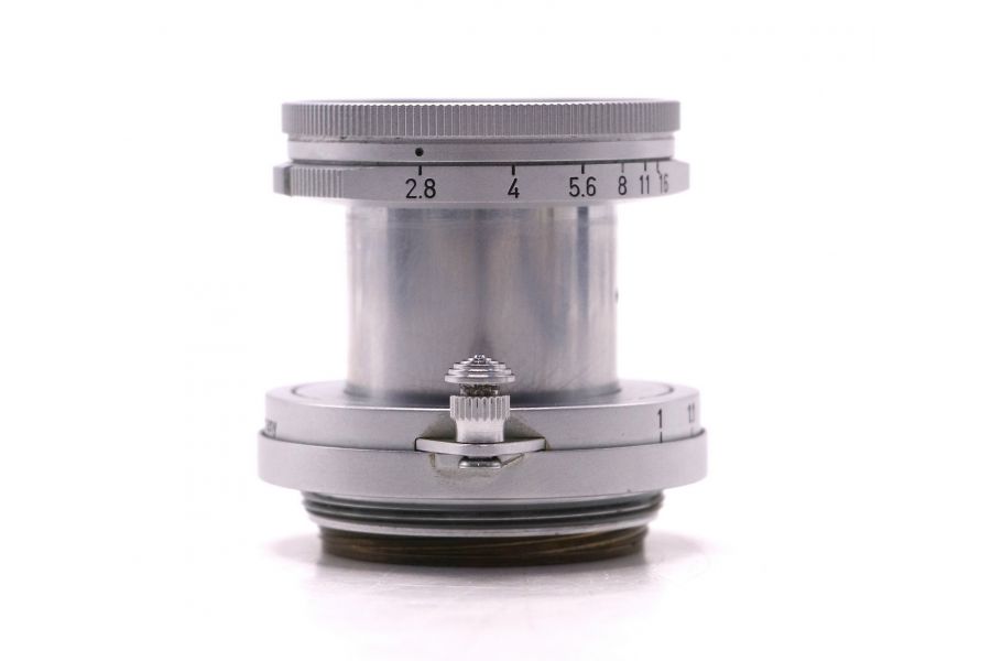 Мануальный объектив Leica Elmar 50mm f/2.8