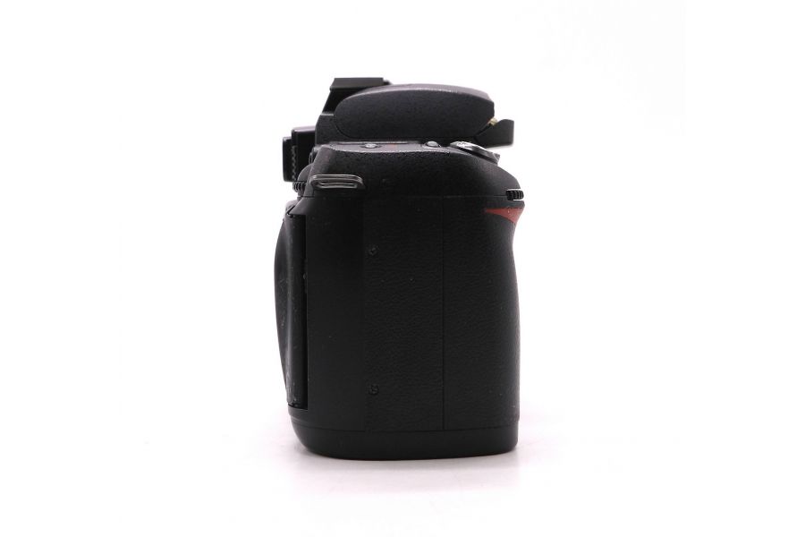 Фотокамера Nikon D70 body (пробег 5245 кадров)