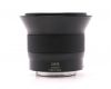 Объектив Carl Zeiss Touit 12mm f/2.8 в упаковке