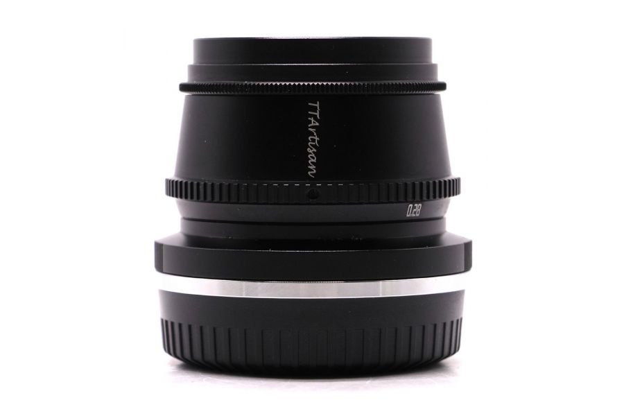 TTartisan 35mm F1.4 APS-C for Fujifilm FX в упаковке